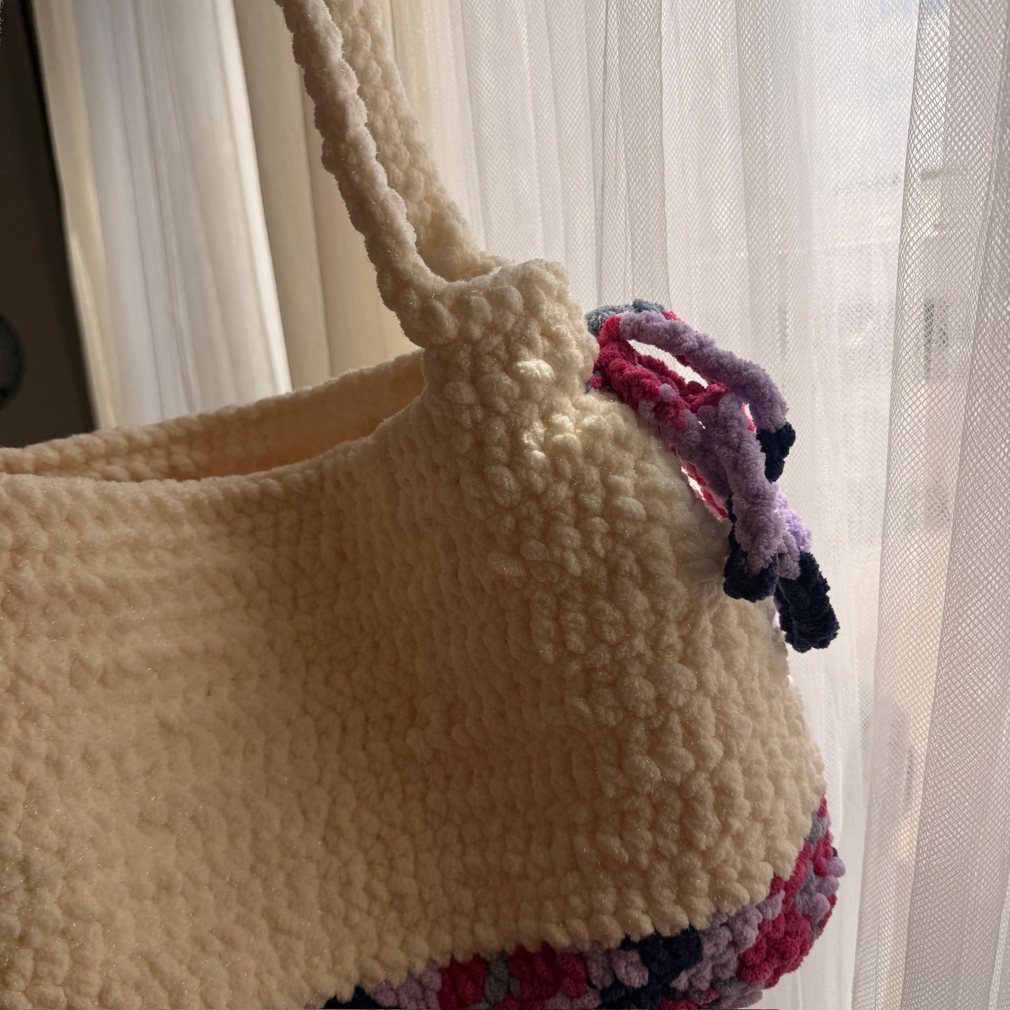 Cozy 'Knotty' Tote